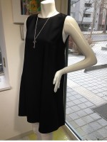 ELISABETTA FRANCHI(エリザベッタ・フランキ)ノースリーブワンピース